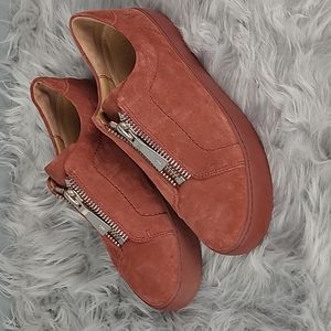 FRYE Red Lena Front-Zip Leather Low Rise Sneaker NWOT 7.5
